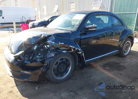 2012 Volkswagen Beetle 2.5L из США, поврежденный, VIN 3VWJP7AT7CM605665